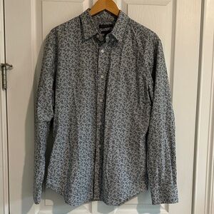 Banana Republic Men's long sleeve button down